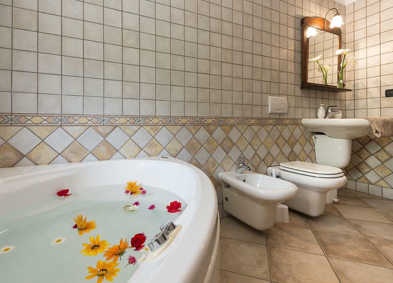 Bed and Breakfast Agrialpi By Salfrutta Bricherasio Zewnętrze zdjęcie